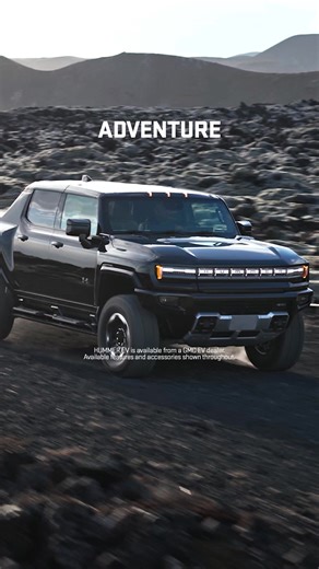 Rugged on the trails. Refined in the details. Experience a next-level interior in an All-Electric GMC HUMMER EV Pickup today. | GMC