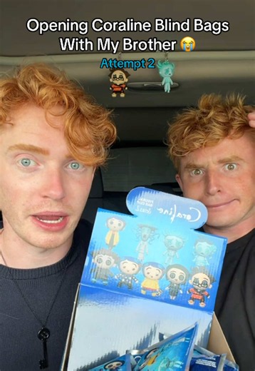Opening Coraline blind bags with my brother | Coraline blind box attempt