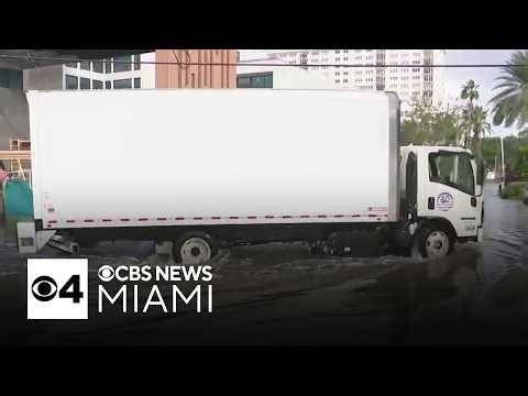 Flooding takes place in Fort Lauderdale neighborhoods as king tides peak Tuesday