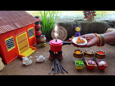 Mini Onion Samosa Recipe | Extra Crispy & Tasty | Mini Foodkey