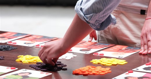 Zero Hunger Game: an educational board game | Tilburg University