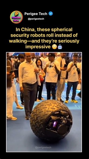 In China, security robots roll—and it’s impressive 😳🤖 #shorts #chinatech #robotics