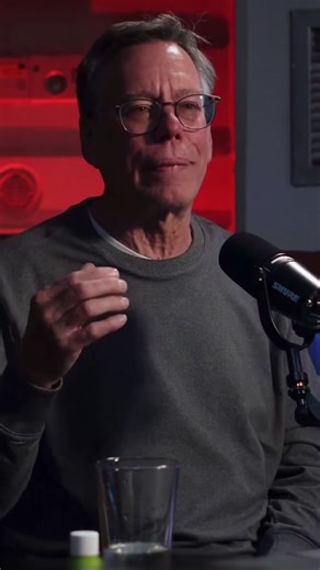 (Video): “Bob Lazar Does Not Think UFOs Are Using AntiGravity Technology” Bob Lazar describing the force that powers UFOs