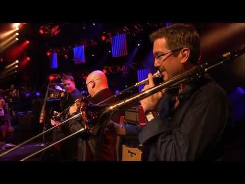 Santana - Europa & I Want You 2011 Montreux HD Video & Audio