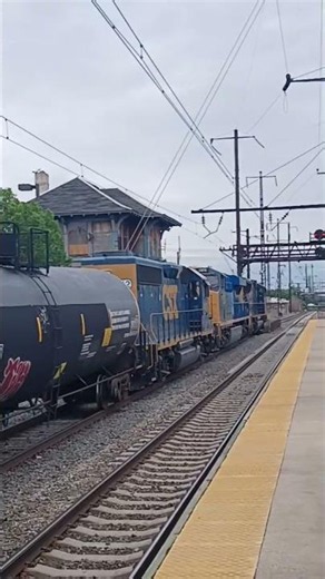 (SHAKY FOOTAGE) CSAO WPCA-07/CSX Z386 #csx #shorts #train #fyp