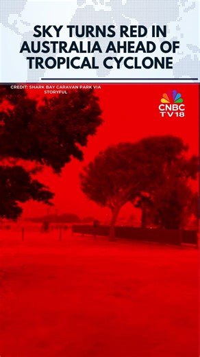 WATCH: Sky Turns Red In Australia Ahead Of Tropical Cyclone | Australia News | N18G