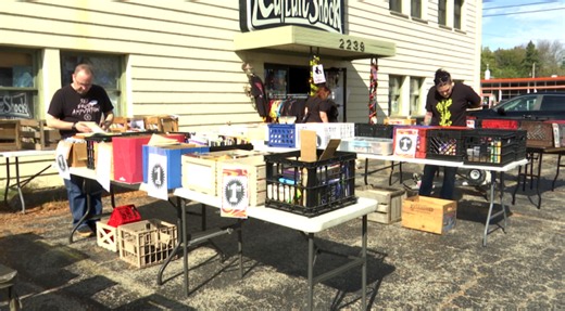 12th annual Rockford Record Crawl draws crowds to local shops