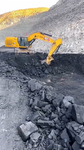 What Makes Freshly Mined Coal Burn?
