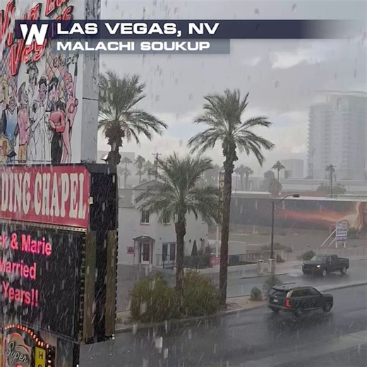 WeatherNation on X: "🌧️☔️💸MAKIN' IT RAIN IN VEGAS! It was a straight flush earlier in Sin City as storms with intense rainfall rates slammed into Las Vegas, NV - prompting flash flood warnings. The outlook in the Southwest has multiple days of heavy rain in store through the weekend. Helpful for drought, but also likely to cause flooding in spots. #NVwx" / X