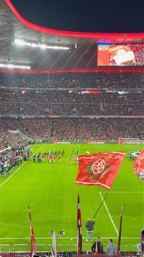 Bayern München - Arsenal London Champions League 26/27 Players coming on the pitch #shorts
