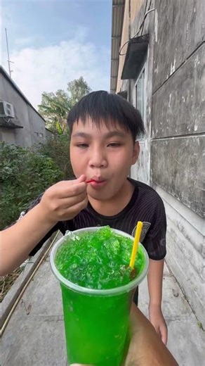 A mint ice cream sundae and three rainbow lollipops #shorts