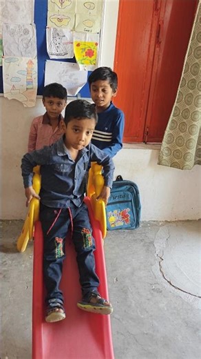 Multi grade classroom : Grade 5 Solving Percentages while Bal Vatika Enjoys the Swings. #mamtaankit