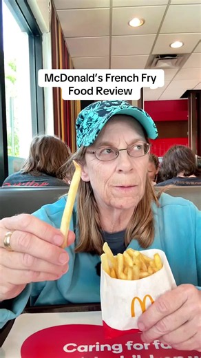 McDonald’s French fries food review. Are they salty enough? Who salted them? Plus the bonus crunch contest. This is not sponsored. #foodreviews #fastfoodreview #frenchfries #frenchfry