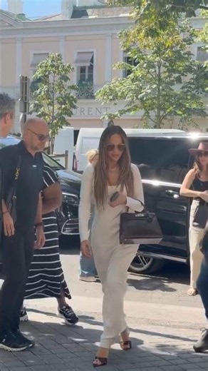 Jennifer Lopez arrives in Paris, France #JLo #Shorts