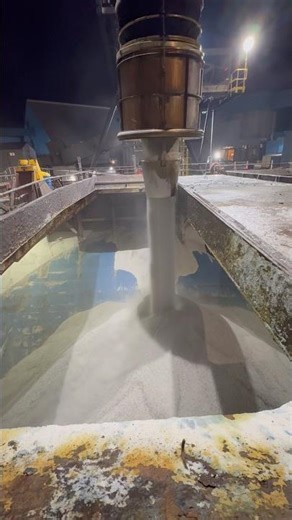 #captainslog 27/DEC/25 – Niagara Clears the Dock, Weather Looms, We Load and Get Underway