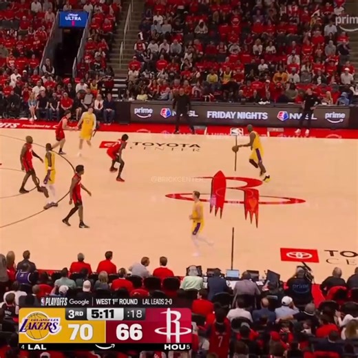 Jake Laravia is the WORST player in the NBA Even the commentators called him "Butter Fingers" 😭