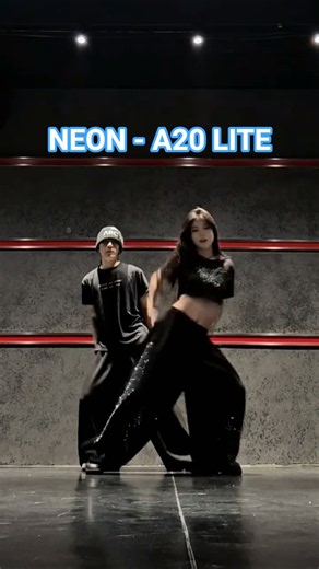 A20 LITE - NEON | Dance Challenge A20 Neon Dance
