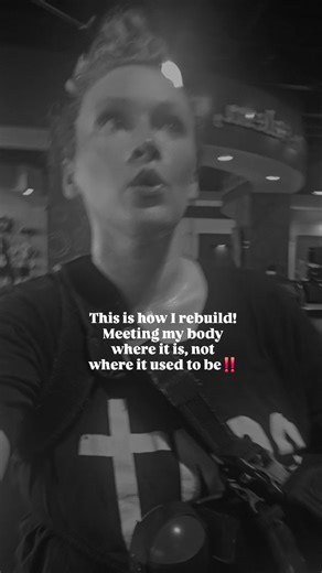 This season looks different than it used to — and that’s the point. I went from teaching fitness classes every day almost for 5 plus years to depression and grief crushing my life and now injury. For a long time, my identity around fitness was built on intensity, pushing harder and proving discipline through how much I could do. Then injuries, depression, and life forced me to slow down, not to punish me, but to teach me how to rebuild. Rebuilding my relationship with movement has meant adjustin