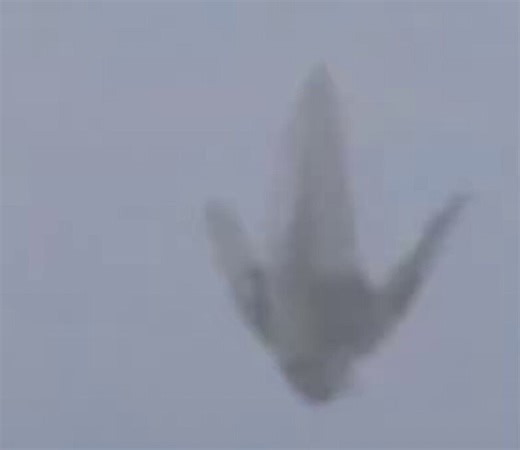 🚨 BREAKING UFO CLAIM: Alleged Massive Craft Filmed Over Austin, Texas on April 23, 2026Image refined & Processed by https://t.co/7Y1mPuUTIJA futuristic-looking object, two smaller companion craft, a sudden flash, then disappearanceA newly circulated piece of alleged UFO footage, reportedly released on April 23, 2026, is drawing attention online after claims that it shows a large unidentified object over Austin, Texas.According to the claim, the video appears to show a massive craft suspended or