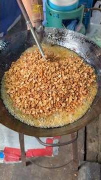 3 Ingredients Only! How To Make Peanut Brittle in Bangkok
