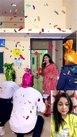 Building Wooden Log Cabin in Forest 🌲🥰 Survival House Step by Step