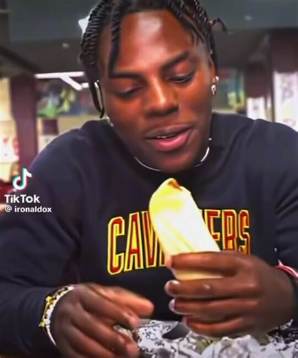 twitter scroll sesh after a successful jokic hate watch