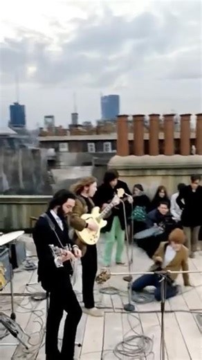 The Beatles Rooftop Concert #1969 #thebeatles #johnlennon #rooftop #paulmccartney #music #viral