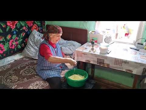 80-Year-Old Grandma’s Simple Life in a Remote Carpathian Village