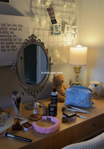 stop scrolling & start cleaning 🧹🫧🧼 #cleaningtok #cleanwithme #roomaesthetic #girltherapy #roomreset