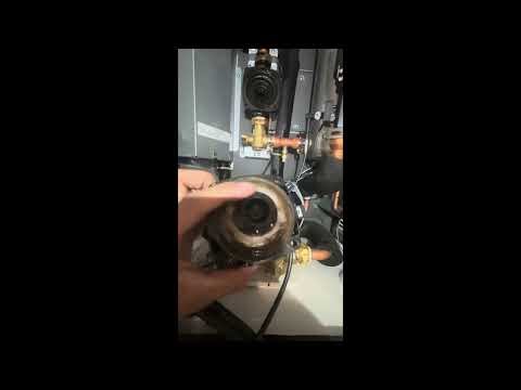 PAC Mitsubishi Ecodan en panne : comment débloquer le circulateur du module intérieur @SARLFERRET