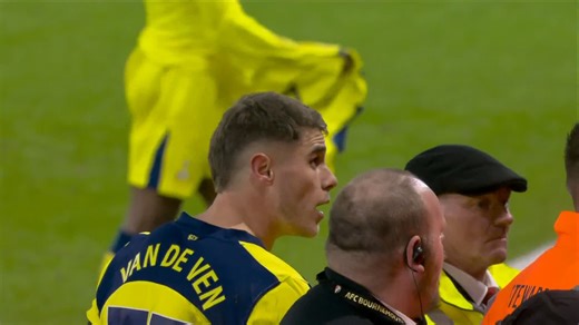 Spurs players clashing with the travelling fans at full-time at the Vitality Stadium 😬 | Sky Sports Football