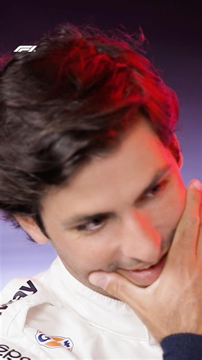 This is NOT Carlos Sainz 😳