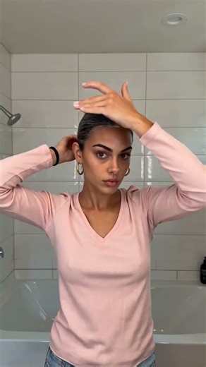 Sleek & Polished: My Go-To Slick-Back Hair Tutorial 💇🏻‍♀️✨