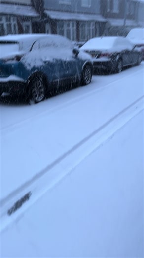 Bridlington's Snowy Saturday: A Winter Wonderland