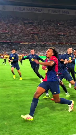 This one is for the books 📚🔥 #fcbarcelona #barçaontiktok #goal | barcelona