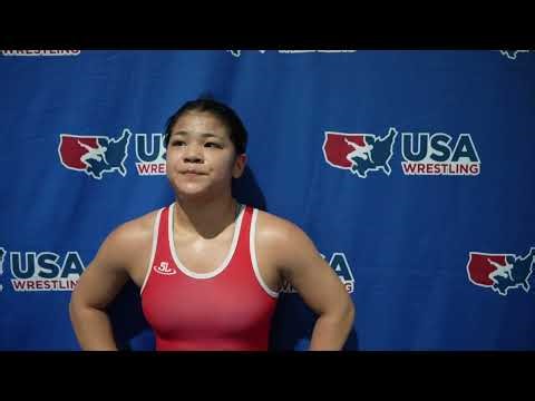 Marie Sharp, 2026 National HS Recruiting Showcase champion at 125 lbs.