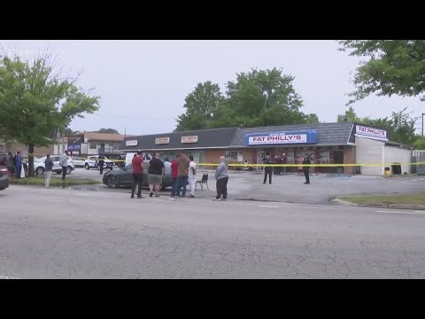 Woman killed in Norfolk convenience store shooting