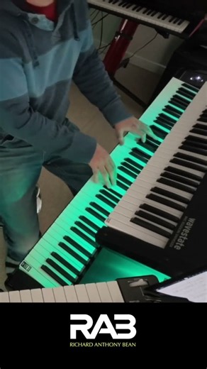 La Petite Fille De La Mer Vangelis cover by Richard Anthony Bean #electronicmusic #synth #vangelis
