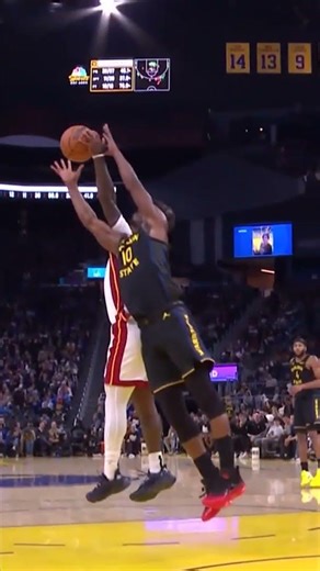 Jimmy Butler tears ACL vs. Heat