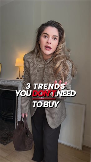 Balloons leg trousers are SO easy 🤯 3 spring trends you can just do with stuff you’ve already got #fashiontips #ukfashion #fashionhacks #springoutfits