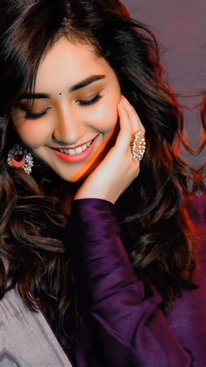 Here’s a summary of the Instagram trending topics & trends for 2026 — what’s catching attention, what creators should focus on, and what types of content are likely to go high stage (very popular) next year: 📈 Top Instagram Trends for 2026 🎥 1. Reels & Video Content Still Dominate Short-form video remains Instagram’s most engaged format, and could become default content when opening the app. Reels get significantly more views than static posts. Creators who master early hooks and storytelling 