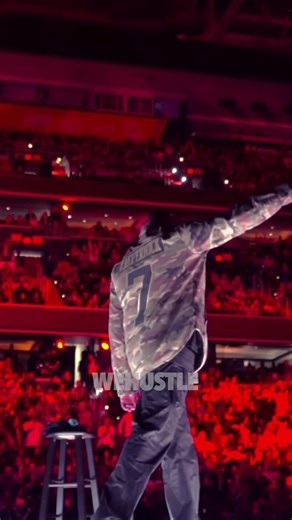 Why Dave Chappelle took over a Town. . #davechappelle #wehustle #netflix #standup