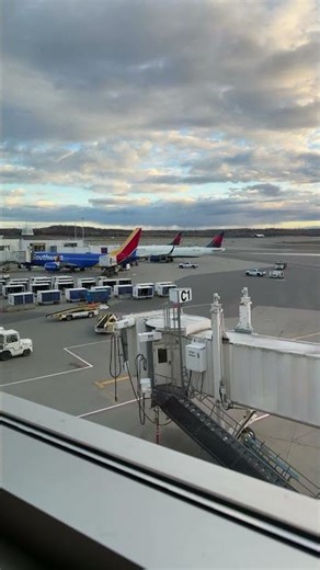 ✈️ Southwest Airlines Arrives in Alaska for the FIRST Time! #SouthwestAirlines #Boeing737MAX