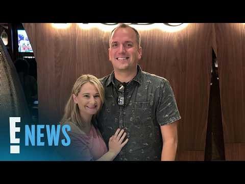 Ken Urker Slept "With a Gun Every Night" Before His Death, Sister Says | E! News