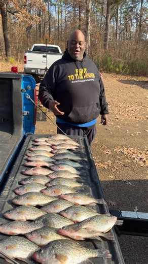 903 Fishing Official on Instagram: "Lavell Crawford showed 903 Fishing how to catch crappie 😎 #903fishing #fishing #texasfishing #crappiefishing #fishingtime @lavellsthacomic"