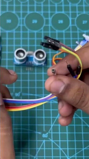 How to make Radar system using Arduino UNO 📡🤖