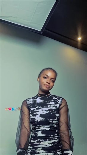 Djamila officiel (@djamilaofficiel3)’s videos with WUZADE THURAM & HASSANATI - MHD PRO