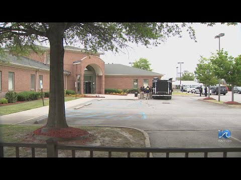Rep. Don Scott reacts to Lucas, FBI raid