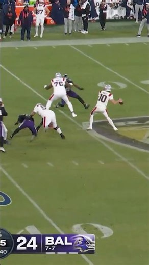 DRAKE MAYE TO KYLE WILLIAMS THAT IS BEAUTIFUL 😍 📺: NBC #drakemaye #patriots #nfl #shorts