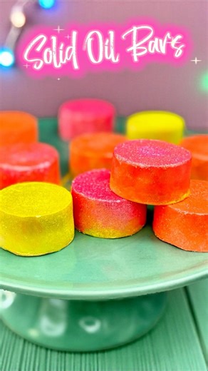 Revolutionary Solid Bath Oil That Dissolves Like Magic! [SHORT]